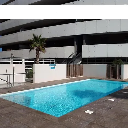 T3 Climatise Avec Piscine Proche Plage, Terrasse Et Parking, Pour 4 Personnes Au Barcares - Fr-1-529-68 아파트 르발카레스
