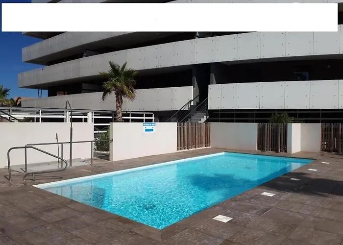 T3 Climatise Avec Piscine Proche Plage, Terrasse Et Parking, Pour 4 Personnes Au Barcares - Fr-1-529-68 Διαμέρισμα Le Barcarès